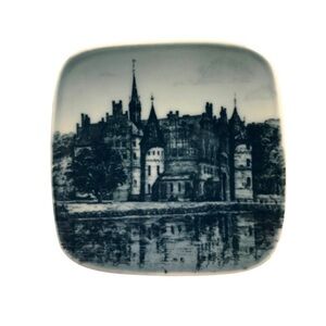 Bing & Grandahl Egeskov Castle Copenhagen Scenic Plate
